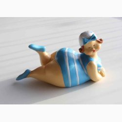 Badedame bl/hvid med sljfe liggende - figur