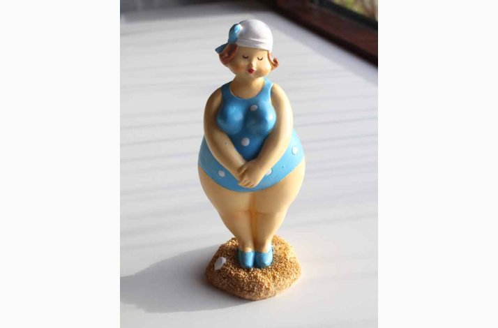 Badedame Bl/hvid med sljfe stende - figur