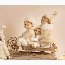 Figur Brn med huer p klk H:23 x L:25 cm