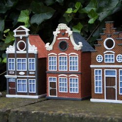 Redekasse Kanalhus med mrkebrune mursten