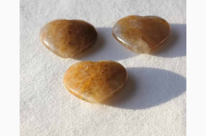 Hematoid Kvarts Hjerte krystal - stk. pris (fra 4,3 til 4,4 cm cm)