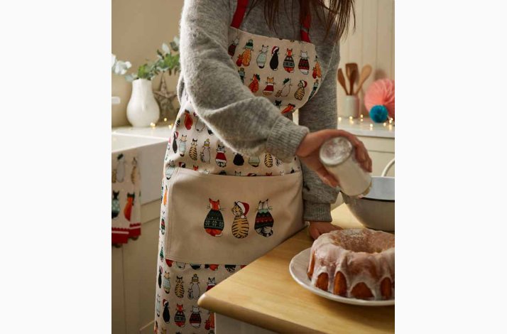 Christmas Cats in Waiting Forklde i Rd/Hvid   (Julekatte som venter)  Ulster Weavers