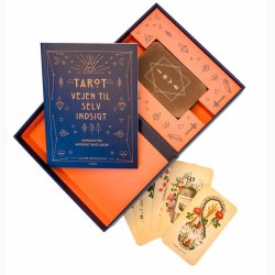 Tarotkort p dansk - Tarot - Vejen til selvindsigt (tarotkort/hndbog p dansk) af Claire Goodchild