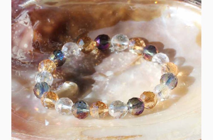 Armbnd Aura Kvarts trefarvede Facetformede (8 mm) - Krystal armbnd