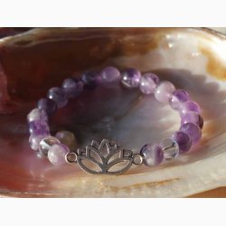Armbnd med Ametyst og bjergkrystal og Lotus Blomst charm - Krystal armbnd