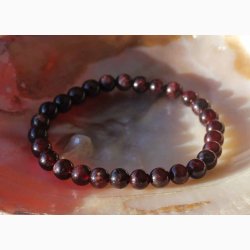 Armbnd med Granat kugleformede (6-7 mm) - Krystal armbnd