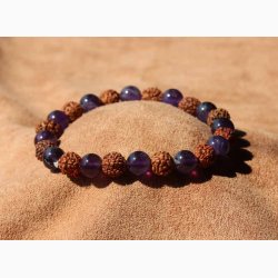 Armbnd med Rudraksha/ametyst kugleformede ( 8 mm)  - Krystal armbnd