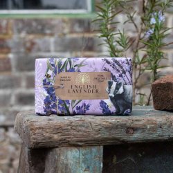Fast h�nds�be � English Lavender / Lavendel (med sheasm�r) � 190 g, The English Soap Company