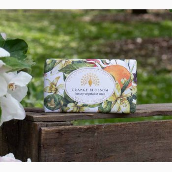 Fast h�nds�be � Orange Blossom / Appelsinblomst (med sheasm�r) � 190 g, The English Soap Company