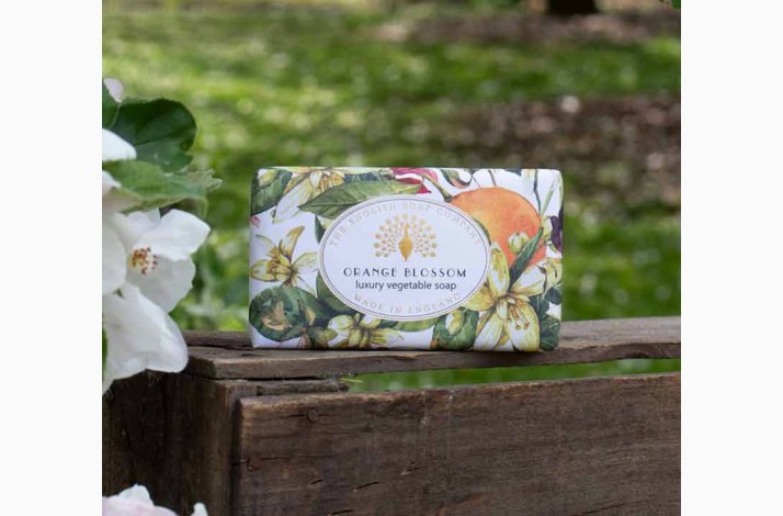 Fast h�nds�be � Orange Blossom / Appelsinblomst (med sheasm�r) � 190 g, The English Soap Company