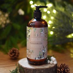 Flydende h�nds�be � Under the Mistletoe � 500 ml - Jule h�nds�be | The English Soap Company