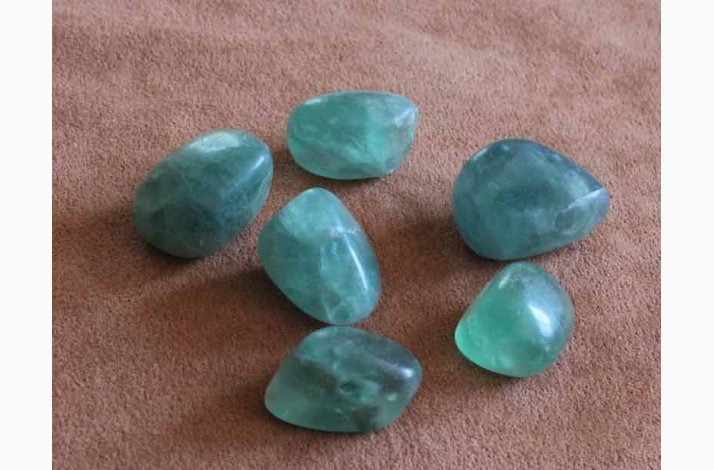 GREEN FLUORITE - Gr�n Flourit krystal - stk. pris