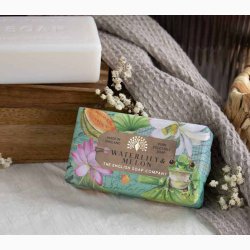 Fast h�nds�be � Waterlily &amp; Melon 190 g, The English Soap Company