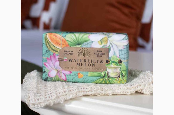 Fast h�nds�be � Waterlily &amp; Melon 190 g, The English Soap Company