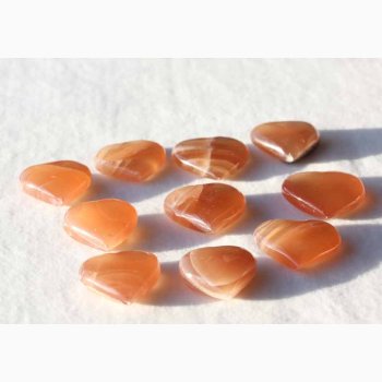 Honning Calcit Hjerte Krystal - stk. pris (fra 3,0 til 3,6 cm)