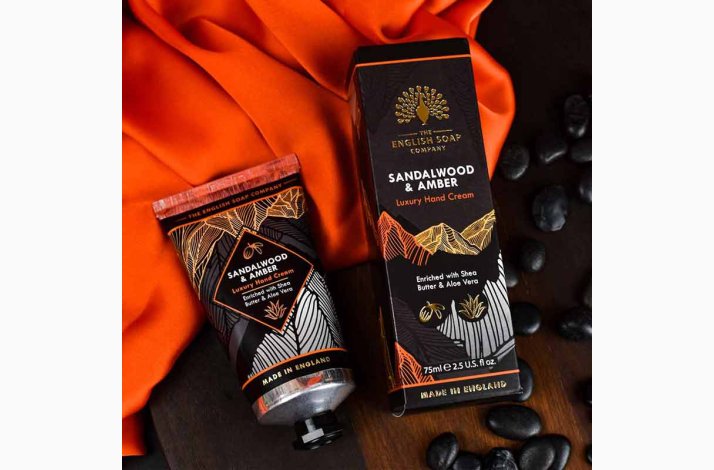 Radiant Sandalwood ( Sandeltr) &amp; Amber Hndcreme, 75 ml  The English Soap Company  Mnd