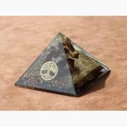 Orgonit Pyramide Tigerje med livets Tr 7 x 7 x 6 cm