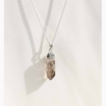 R Rgkvarts med metalhtte - krystal vedhng