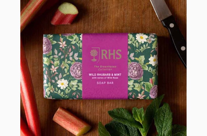 RHS The Rewild Collection Hndsbe, Vild Rabarber &amp; Mynte 200g Triple Milled (tredobbelt malet) sbe