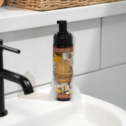 Skumh�nds�be � Indian Sandalwood / Indisk sandeltr� � med aloe vera &amp; vitamin E � 200 ml | The English Soap Company