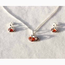 Smykkest med slvhjerte med ravhjerte i slvkde og reringe - Ravsmykke