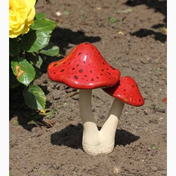 Paddehatte 2 i en 21 cm hj, Rd i keramik