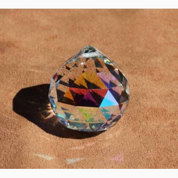 Feng Shui krystal Mrk perle  4 cm