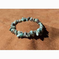 Armbnd med Larimar chip i elastik - Krystal armbnd