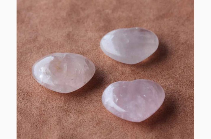 Rosakvarts hjerte krystal stk. pris (Fra 3,5 cm til 4 cm)