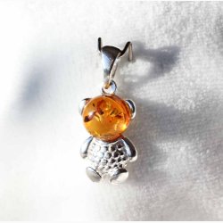 Rav bamse i slv vedhng - Ravsmykke