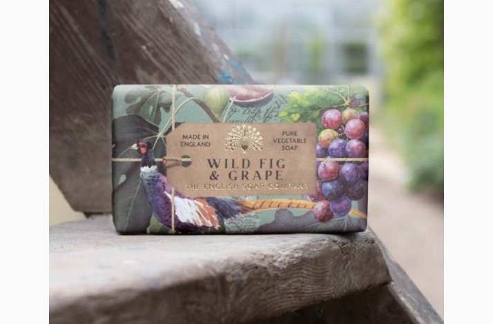 Fast h�nds�be � Wild Fig &amp; Grape (med sheasm�r) � 190 g, The English Soap Company