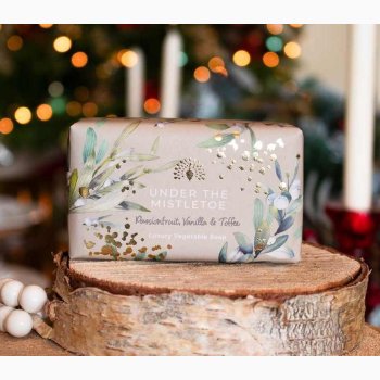 Fast h�nds�be Under the Mistletoe � 190 g | The English Soap Company