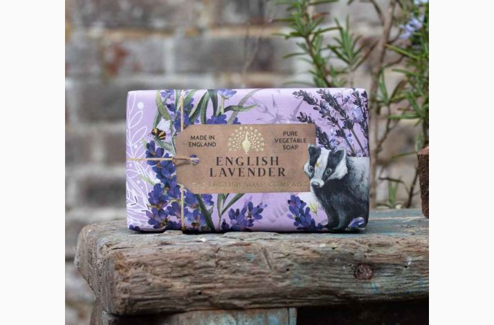 Fast h�nds�be � English Lavender / Lavendel (med sheasm�r) � 190 g, The English Soap Company