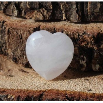 Hjerteformet rosakvarts krystal vedhng