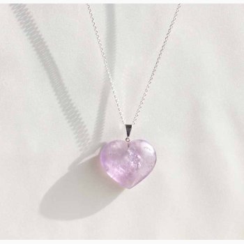 Hjerteformet Ametyst med metalje - krystal vedhng