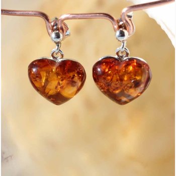 reringe ravhjerter i rav/slv, med hjerteformet bagside - Ravsmykke