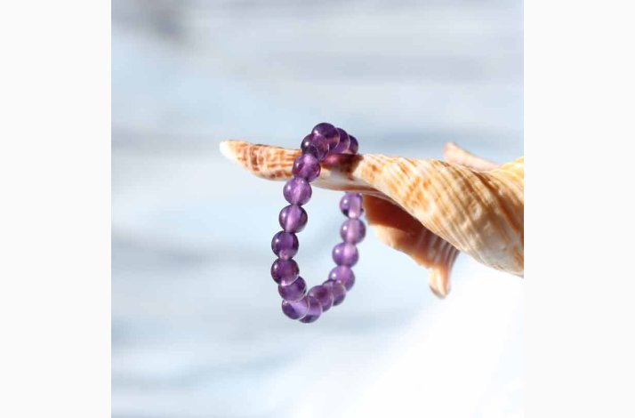 Ring med Ametyst (Elastisk,  0,3 cm perler) (indvendig 54-56 mm) p elastik Krystal smyk