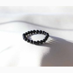Ring med Sort Turmalin (Elastisk,  0,3 cm perler- (indvendig 54-56 mm) p elastik - Krystal smykker