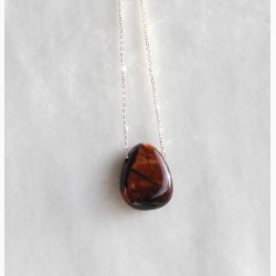 Rd Tigerje drbe krystal vedhng