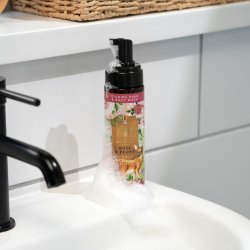 Skumh�nds�be � Rose &amp; Peony  � med aloe vera &amp; vitamin E � 200 ml, The English Soap Company