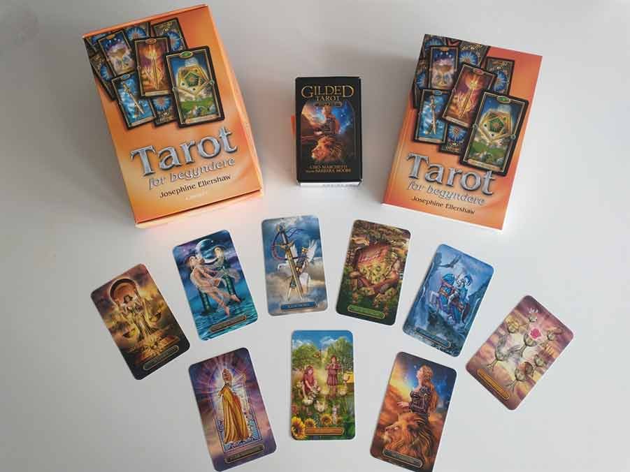 Tarotkort med Dansk guidebog Tarot for begyndere (ENG kort) Josephine Ellershaw, Ciro Marchetti - - Frøtorvet ApS