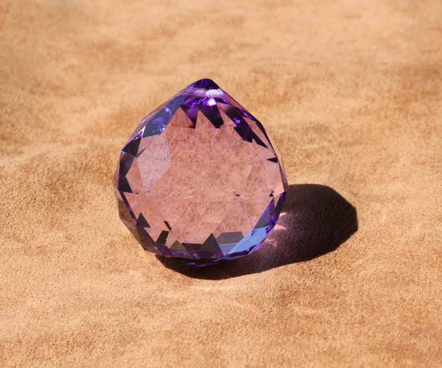 Feng Shui krystal violet Ø 4 cm - Prismer/krystaller - ApS