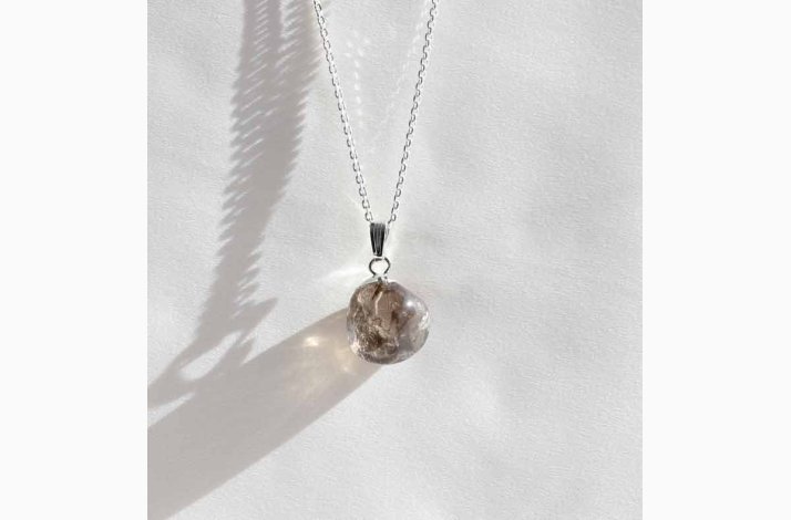 Rgkvarts med metalhtte - krystal vedhng