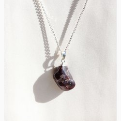 Granat med metalhtte - krystal vedhng