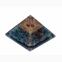 Orgonit Pyramide Rubin krystal i Kyanit 7 x 7 x 6 cm
